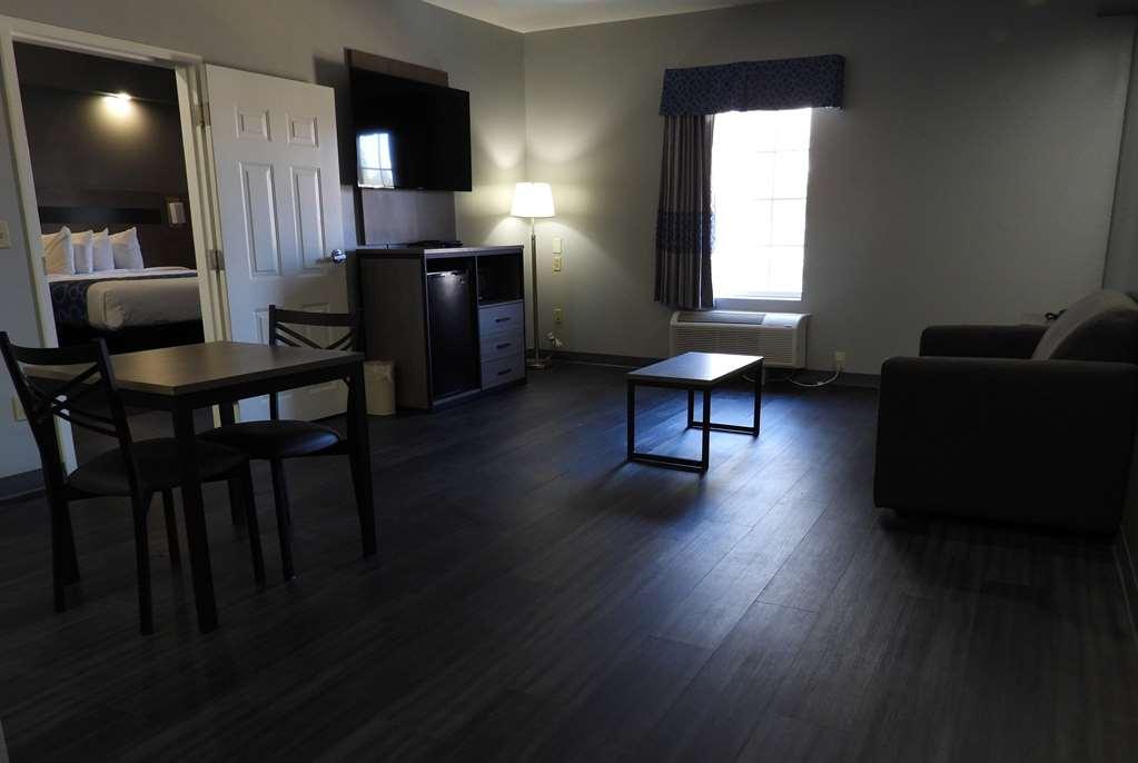Baymont By Wyndham Lafayette Airport Hotel Værelse billede